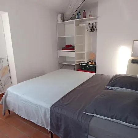 Appartamento Les Hebergements De La En Martigues